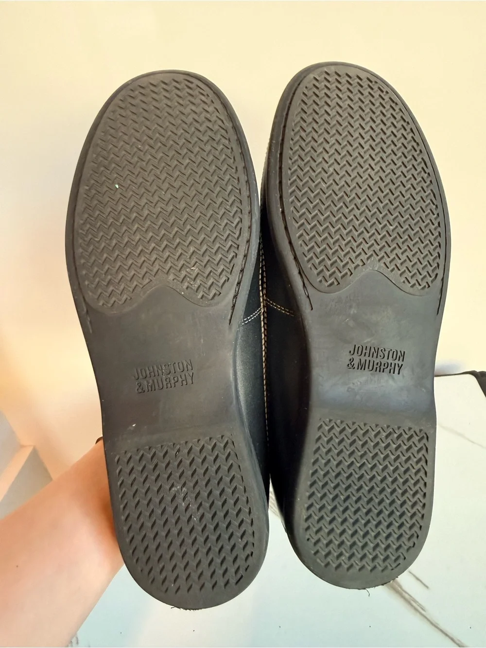 Johnston & Murphy Boy Leather Slip-On Moccasin Loafers